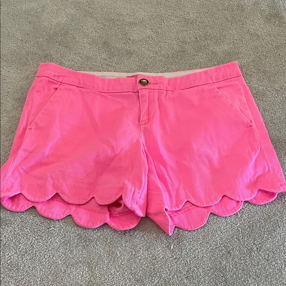 Lilly Pulitzer Vibrant Pink Scalloped Shorts